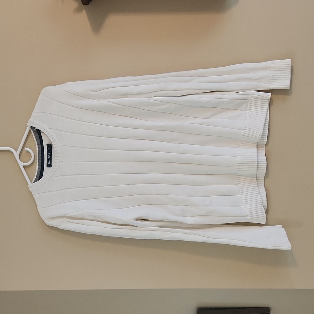 Men's white Nautica sweater, size Large